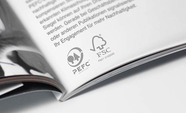 FSC®- und PEFC-zertifiziertes Papier